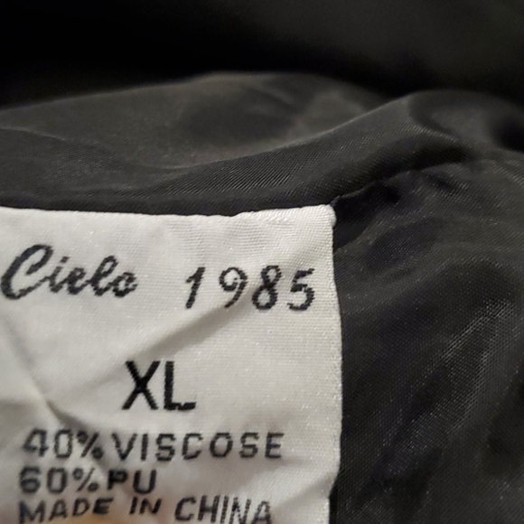 BLACK JACKET - Picture 7 of 12